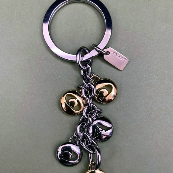 ⚜️ COACH Signature Letters Purse Charm Keychain Key Ring F65430 Silver Gold ⚜️ - Picture 5 of 5